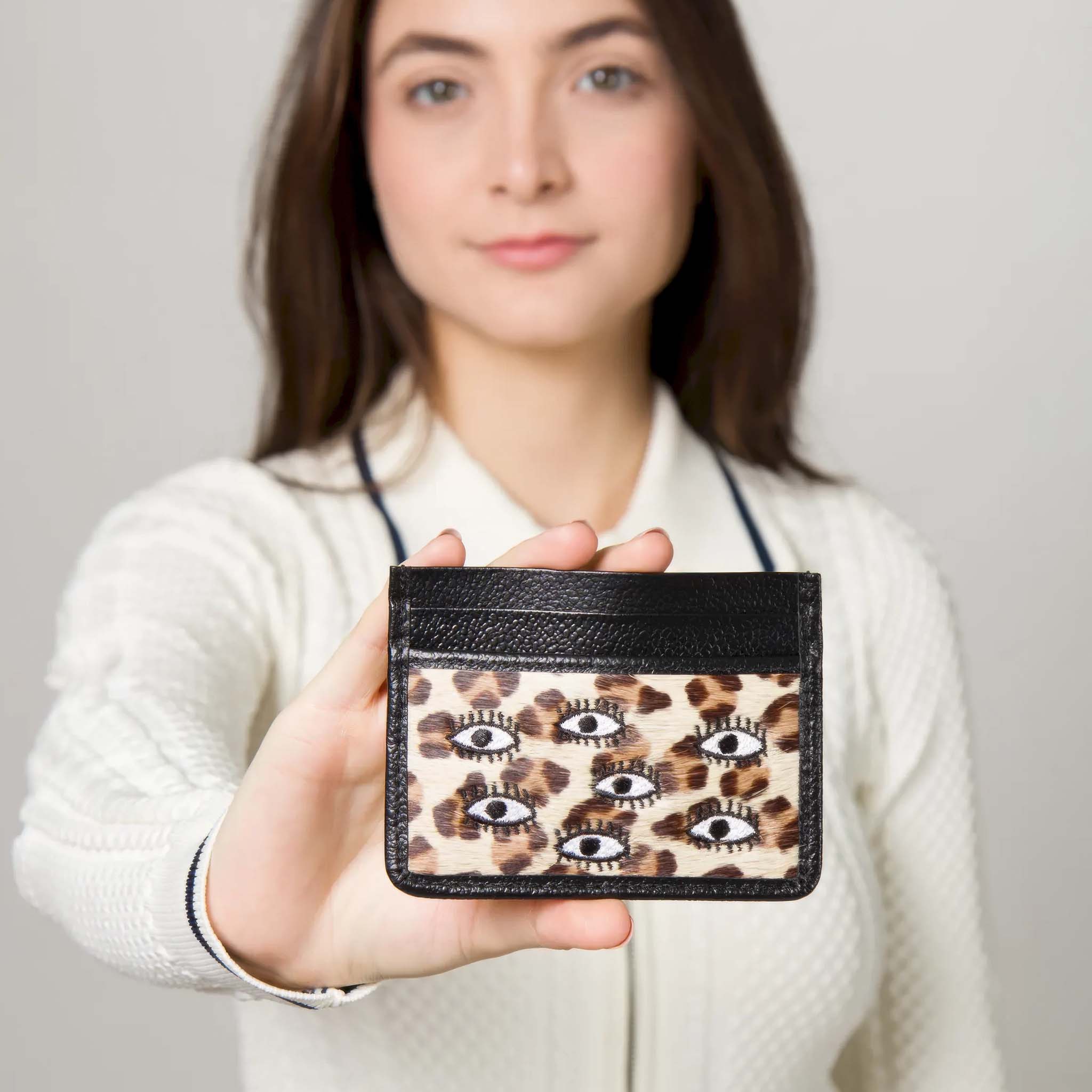Filium Leather Cardholder – All Over Eyes Embroidery