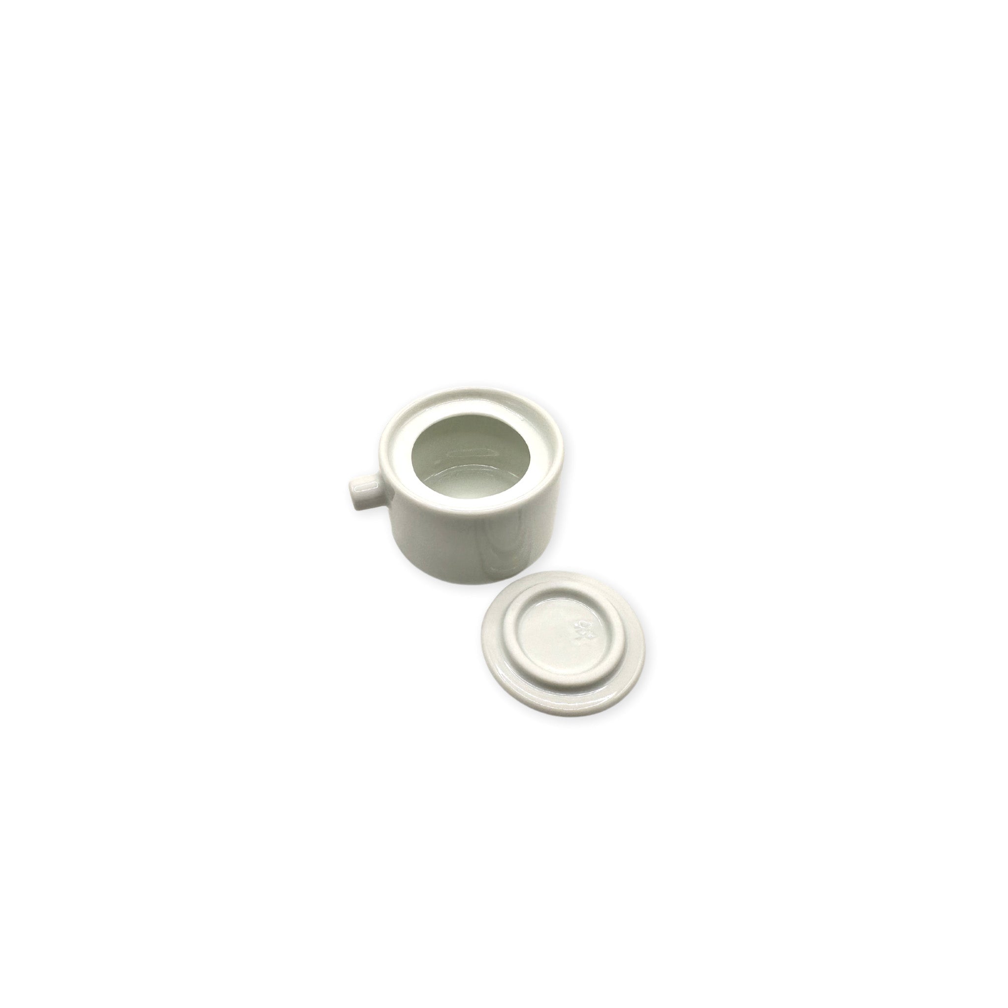 Top view of Kihara Sitaku's soy saucer in small and opened