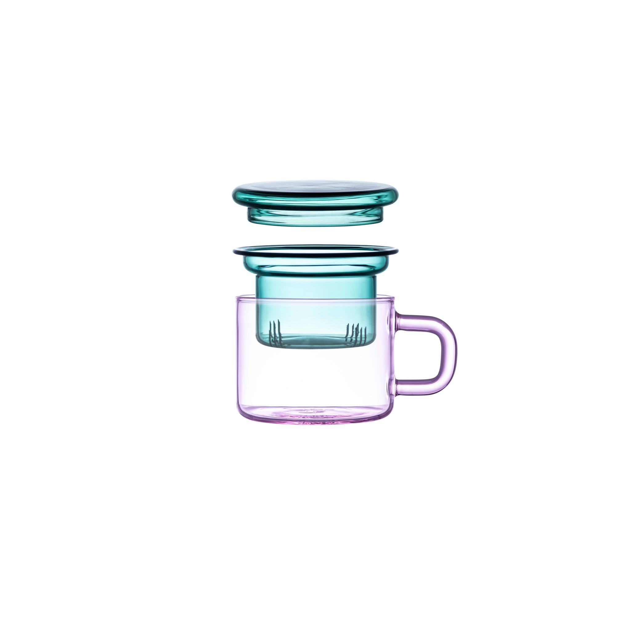 The Palm Springs Chá for One set with lid and infuser raised on a white background