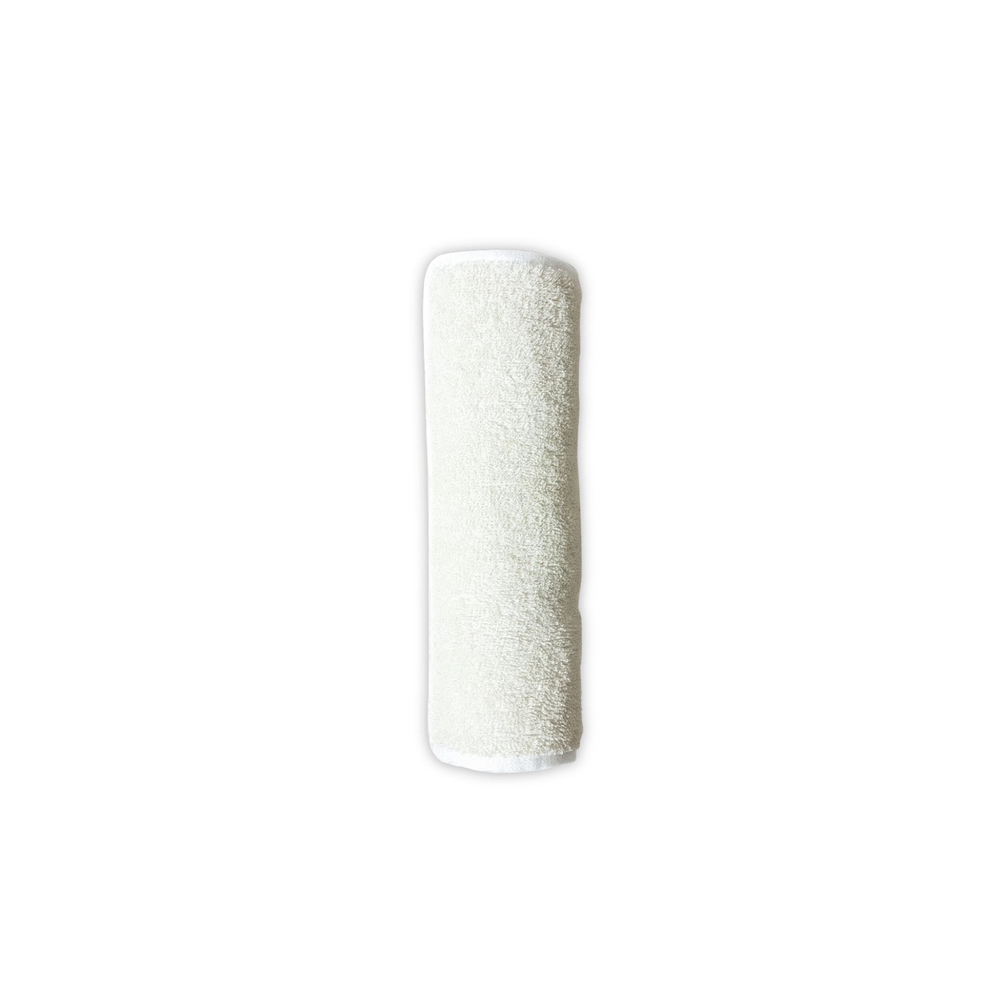 Sasawashi body scrub towel on a white background