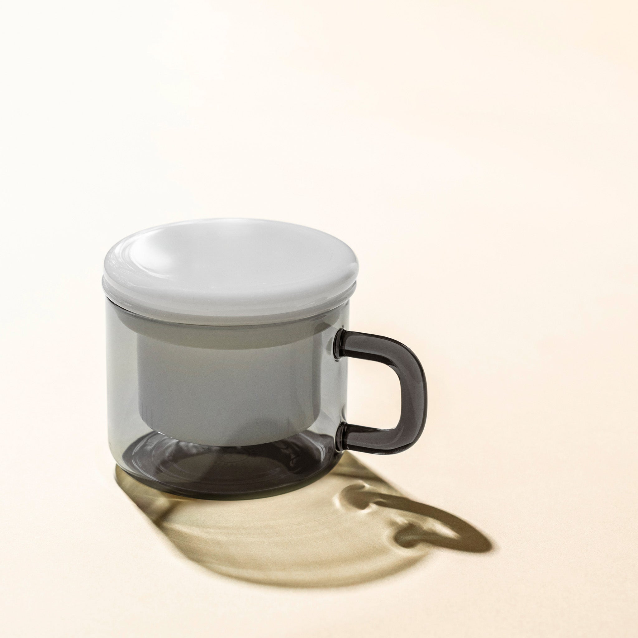 The Panda Chá for One set on a beige background