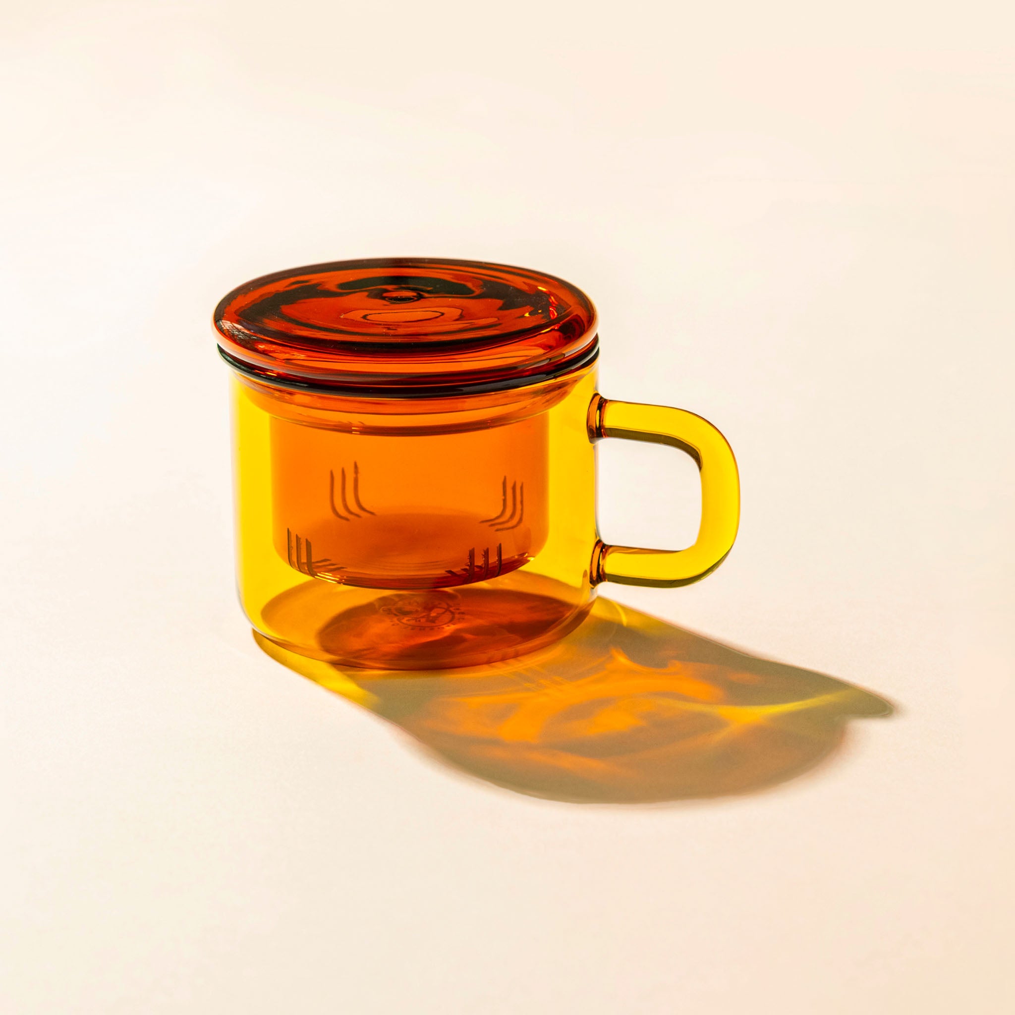 The Saffron Chá for One set on a beige background