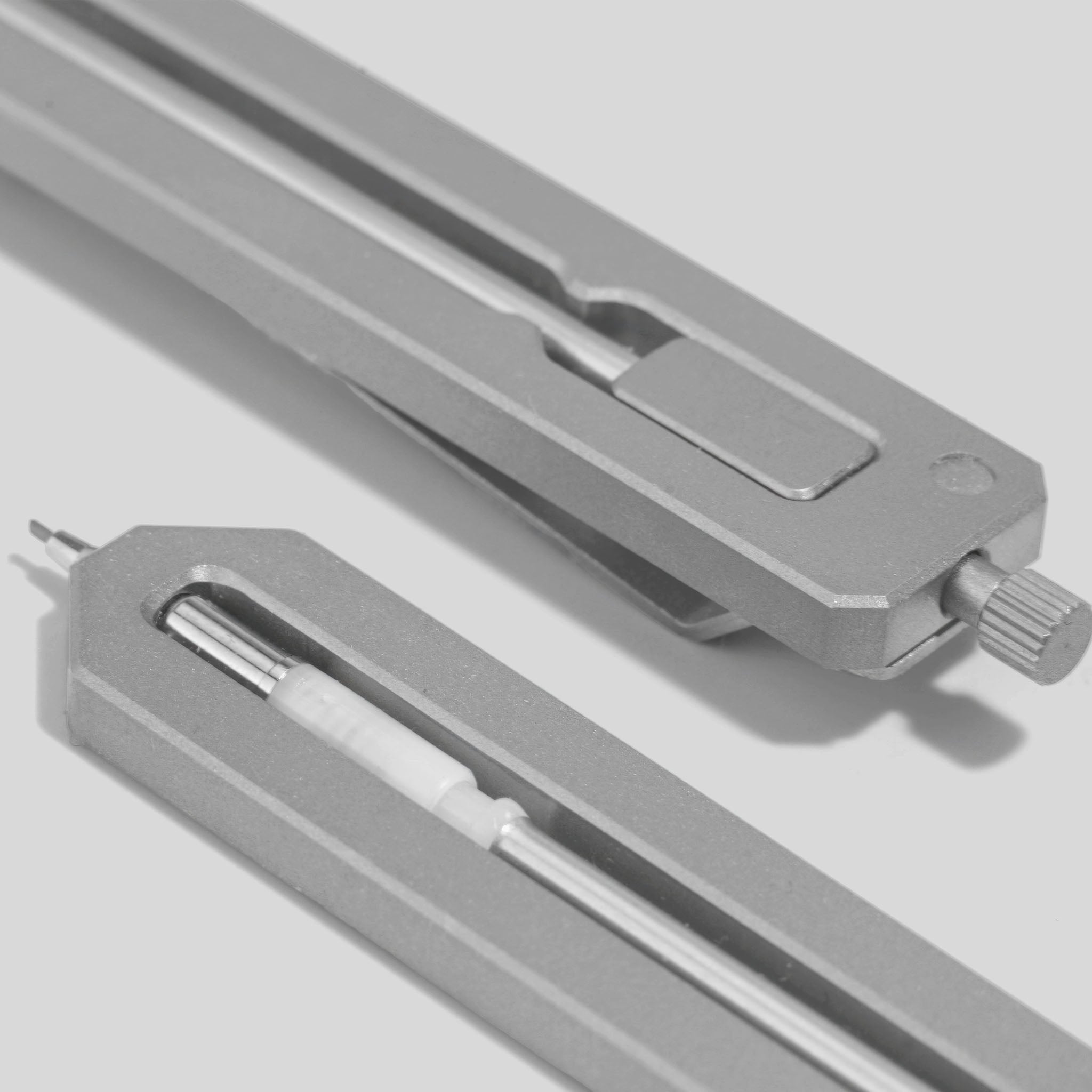 Pencil Type-C – Titanium Mechanical Bookmark Pencil